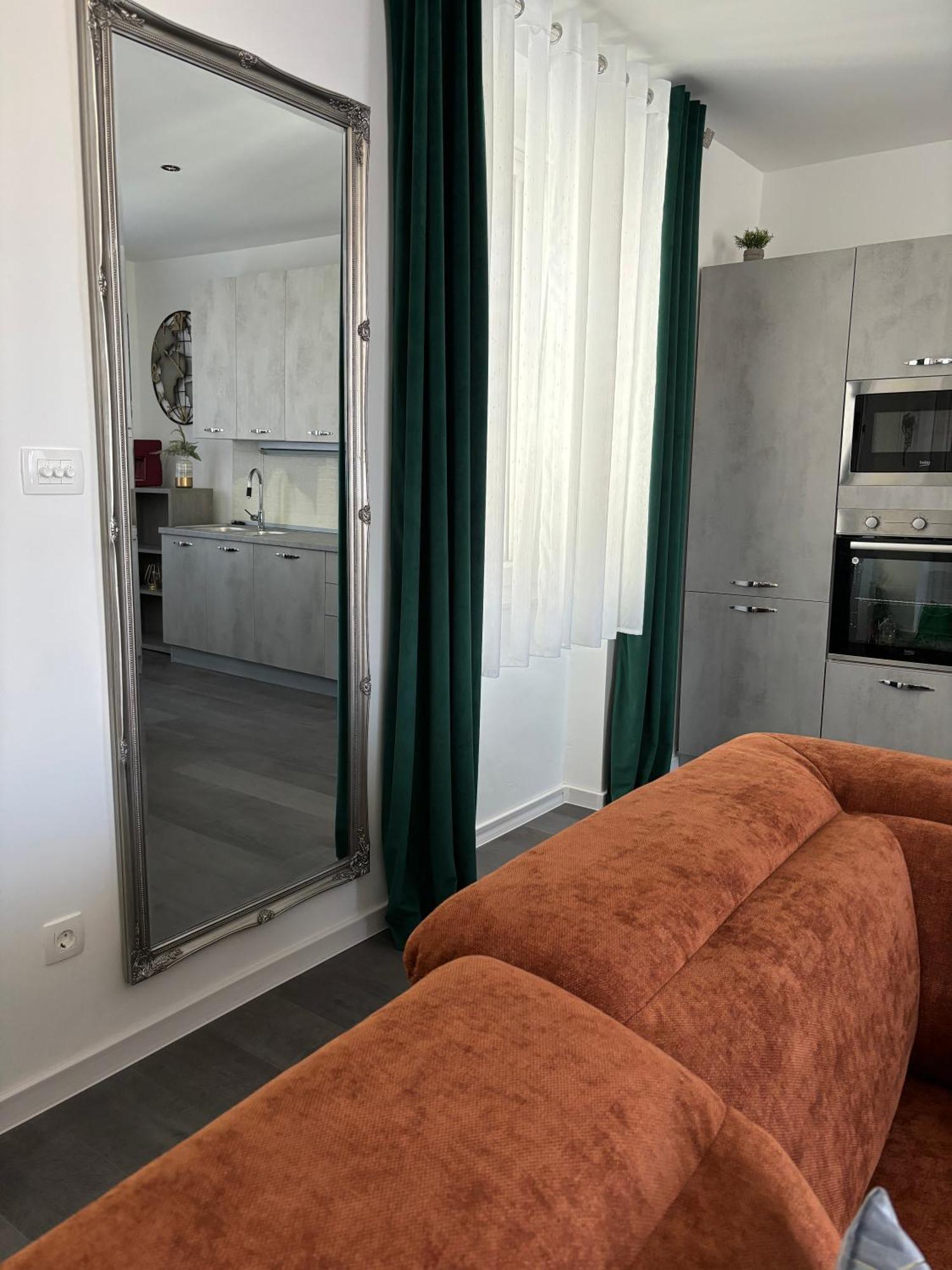 Centar 103 Apartment Sibenik Bagian luar foto